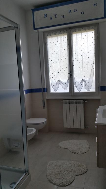 Apartment Iseo Lake Sale Marasino Rum bild